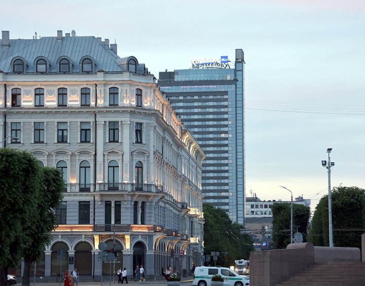 Sadarbībā ar «SIXT Latvia» un «Volvo XC90» (no 55 eiro dienā) apceļojam Latvijas galvaspilsētu 394826