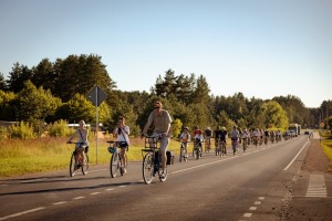 Aktīvisti iepazīst Krāslavas novadu ar velo 3