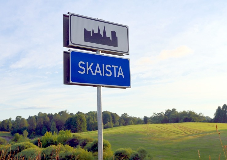 Sadarbībā ar «SIXT Latvia» un «Lexus RZ 500e» (no 850 eiro mēnesī) apceļojam Krāslavas novadā 395958
