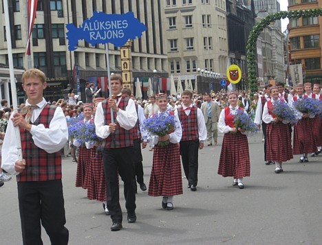 20080707-dziesmu sveetku gaajiens2 002 24503