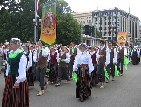 20080707-dziesmu sveetku gaajiens2 322 24610