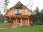 Tiek piedāvātas guļamvietas 9 cilvēkiem, ar iespēju pievienot papildvietas 9