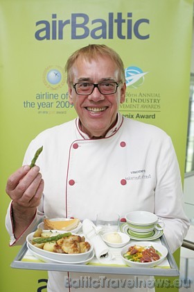 airBaltic jauno ēdienkarti izveidojis slavenais šefpavārs Mārtiņš Rītiņš, Slow Food Riga prezidents 43948