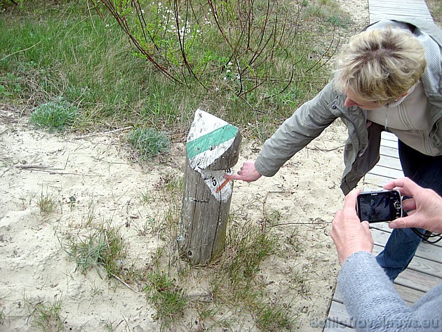 2009. gadā taka tika papildināta ar deviņām informatīvām norādēm, kas palīdzēs vieglāk atrast ceļu virzienā uz Pārnidžu kāpu 2009. gadā taka tika papildināta ar deviņām informatīvām norādēm, kas palīdzēs vieglāk atrast ceļu virzienā uz Pārnidžu kāpu 44440