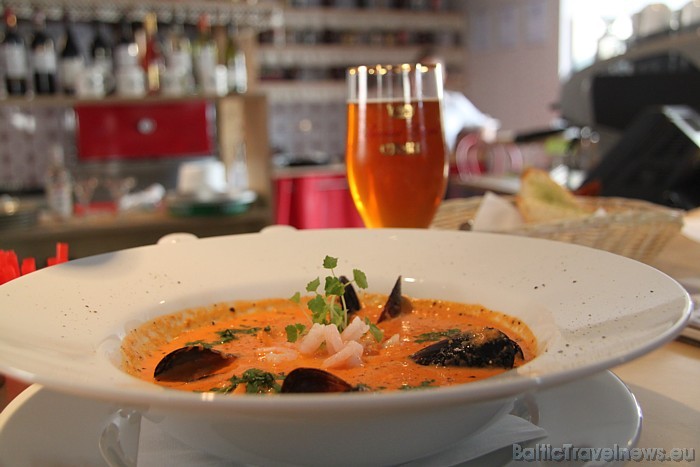BalticTravelnews.com nobaudīja jūras velšu zupu un atzina to par ļoti gardu 47873