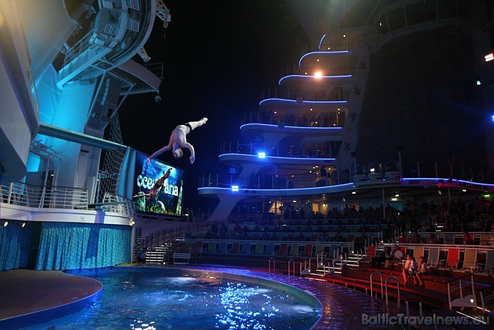 Pēc iesvētībām Allure of the Seas regulāri dosies Karību jūras kruīzos
Foto: © Royal Caribbean International Pēc iesvētībām Allure of the Seas regulāri dosies Karību jūras kruīzos
Foto: © Royal Caribbean International 52537