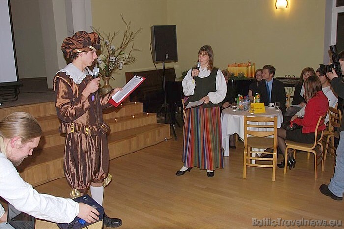 Kurzemes tūrisma asociācija 26.11.2010 Saldū paziņoja uzvarētājus Kurzemes tūrisma gada balvai Lielais Jēkabs 2010
Fotoattēlu autors: Artis Gustovski Kurzemes tūrisma asociācija 26.11.2010 Saldū paziņoja uzvarētājus Kurzemes tūrisma gada balvai Lielais Jēkabs 2010
Fotoattēlu autors: Artis Gustovski 52618