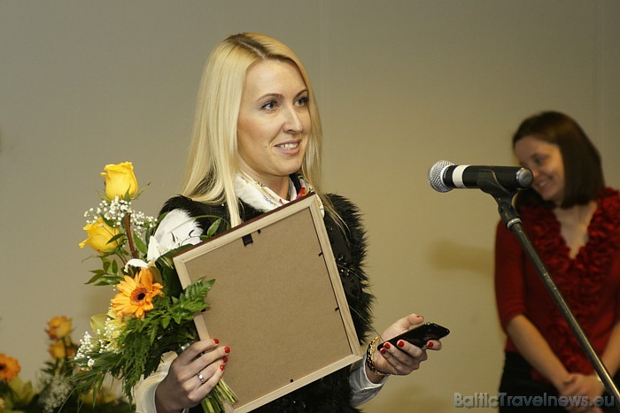 «Gada cilvēks tūrismā 2010» laureāte ceļojumu aģentūru un tūroperatoru biznesā ir ceļojumu aģentūras Meeting tour vadītāja Iveta Kravale (bildē ir pār «Gada cilvēks tūrismā 2010» laureāte ceļojumu aģentūru un tūroperatoru biznesā ir ceļojumu aģentūras Meeting tour vadītāja Iveta Kravale (bildē ir pār 52924