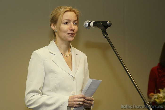 «Gada cilvēks tūrismā 2010» žurnālista pieteikšanai uz skatuvi tika aicināta tūrisma industrijas ziņu portāla TurismaBizness.lv vadītāja Benita Zareto «Gada cilvēks tūrismā 2010» žurnālista pieteikšanai uz skatuvi tika aicināta tūrisma industrijas ziņu portāla TurismaBizness.lv vadītāja Benita Zareto 52929