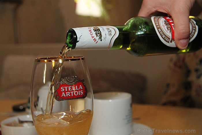 Alus restorāns Merlin kopā ar Travelnews.lv piedāvā izlozēt 25 LVL dāvanu karti un vienīgais, kas ir jāizdara - jāatzīmē ar «Man patīk» FB.com/Traveln Alus restorāns Merlin kopā ar Travelnews.lv piedāvā izlozēt 25 LVL dāvanu karti un vienīgais, kas ir jāizdara - jāatzīmē ar «Man patīk» FB.com/Traveln 57454