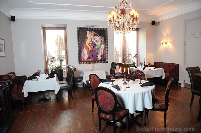 Restorāna telpa, kur viesiem paslēpties no ziņkārīgajiem, kā arī uzrīkot svinības līdz 30 personām (www.RestoransProvansa.lv, Strēlnieku ielā 1a) Foto Restorāna telpa, kur viesiem paslēpties no ziņkārīgajiem, kā arī uzrīkot svinības līdz 30 personām (www.RestoransProvansa.lv, Strēlnieku ielā 1a) Foto 57611
