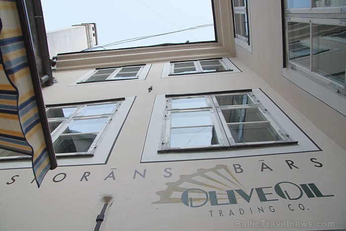Restorāns, cigāru klubs un bārs Olive Oil Trading Co atrodas Vecrīgā (Jāņa ielā 10) un ir ieguvis daudzas labas atsaucības no gardēžu puses - www.oliv Restorāns, cigāru klubs un bārs Olive Oil Trading Co atrodas Vecrīgā (Jāņa ielā 10) un ir ieguvis daudzas labas atsaucības no gardēžu puses - www.oliv 61155