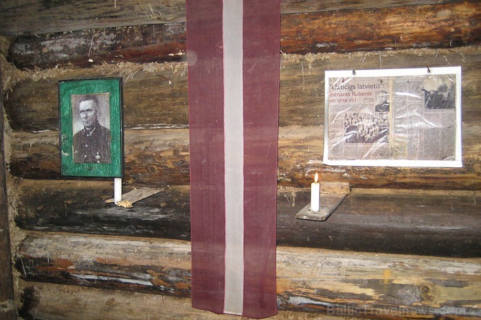 Bunkurā bija izkārta fotogrāfija ar kureliešu vienības atsevišķo bataljonu komandētāju leitnantu Robertu Rubeni Bunkurā bija izkārta fotogrāfija ar kureliešu vienības atsevišķo bataljonu komandētāju leitnantu Robertu Rubeni 61215