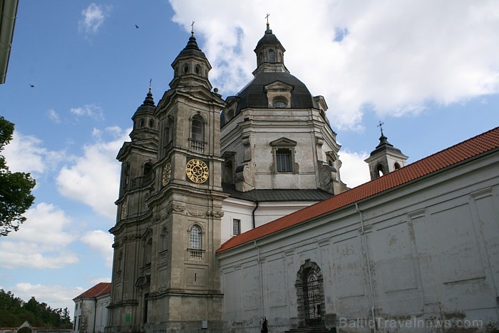 Pažaisles klostera ansambli XVII gadsimtā uzcēla viens tā laika ietekmīgiem lietuviešem - Kristofers Zigmunds Pacs Pažaisles klostera ansambli XVII gadsimtā uzcēla viens tā laika ietekmīgiem lietuviešem - Kristofers Zigmunds Pacs 64885