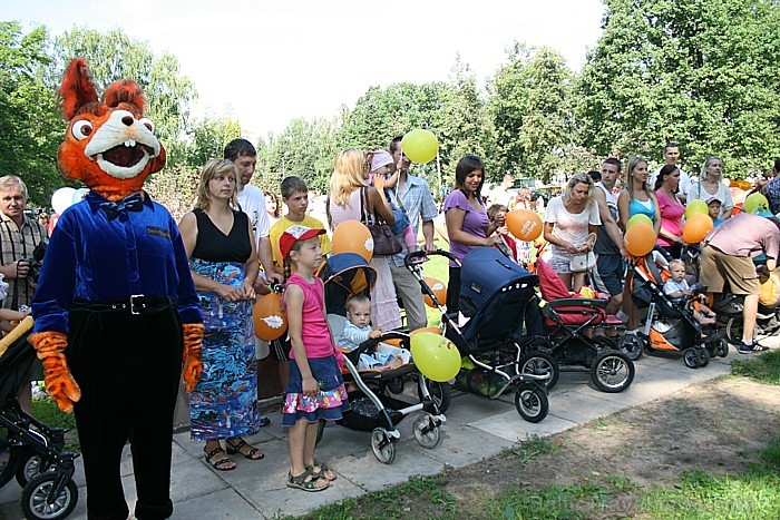 Jaundzimušo sveikšana Gulbīšu parkā 65382