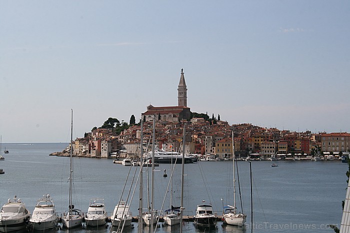 Novatours aicināja Travelnews.lv iepazīties ar Horvātijas seno piekrastes pilsētu Roviņu (Rovinj), kuru no gandrīz visām pusēm ieskauj jūra Novatours aicināja Travelnews.lv iepazīties ar Horvātijas seno piekrastes pilsētu Roviņu (Rovinj), kuru no gandrīz visām pusēm ieskauj jūra 65563