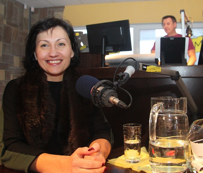 Travelnews.lv sadarbības partneris - Rīgas viesnīcas Bergs (www.hotelbergs.lv) vadītāja Iveta Sprūdža radio raidījumā «Ceļasoma» Travelnews.lv sadarbības partneris - Rīgas viesnīcas Bergs (www.hotelbergs.lv) vadītāja Iveta Sprūdža radio raidījumā «Ceļasoma» 72737