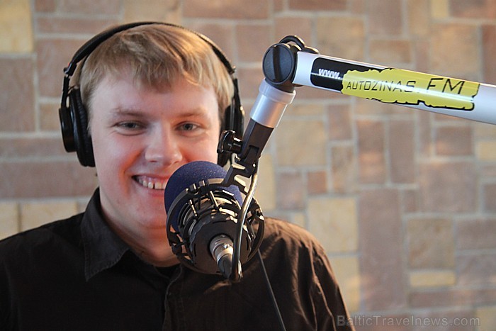 Aktīvās atpūtas centra Reiņa trase (www.reinatrase.lv) mārketinga vadītājs Juris Austriņš radio raidījumā «Ceļasoma» Aktīvās atpūtas centra Reiņa trase (www.reinatrase.lv) mārketinga vadītājs Juris Austriņš radio raidījumā «Ceļasoma» 72900