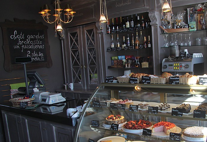 Rīgas konditoreja un restorāns «Brown Sugar», kas atrodas Baznīcas ielā 1/3, ir iecienīts gan rīdzinieku, gan pilsētas viesu vidū - www.restoran-aquar Rīgas konditoreja un restorāns «Brown Sugar», kas atrodas Baznīcas ielā 1/3, ir iecienīts gan rīdzinieku, gan pilsētas viesu vidū - www.restoran-aquar 72545