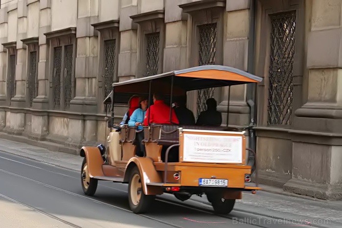 Torņainā, zelta vai maģiskā Prāga. Tie ir tikai daži saukļi kā mēdz dēvēt gleznaino pilsētu.Vairākums to ir atzinuši kā Eiropas sirdi - www.czechai Torņainā, zelta vai maģiskā Prāga. Tie ir tikai daži saukļi kā mēdz dēvēt gleznaino pilsētu.Vairākums to ir atzinuši kā Eiropas sirdi - www.czechai 73473