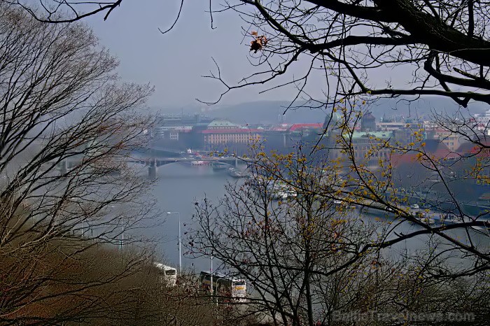 Prāga mēdz dēvēt par Maģisko pilsētu!Bagāta ar gleznainiem arhitektūras pieminekļiem, kultūras centru un vijošām bruģētām ielām - www.czechairlines.l Prāga mēdz dēvēt par Maģisko pilsētu!Bagāta ar gleznainiem arhitektūras pieminekļiem, kultūras centru un vijošām bruģētām ielām - www.czechairlines.l 73483