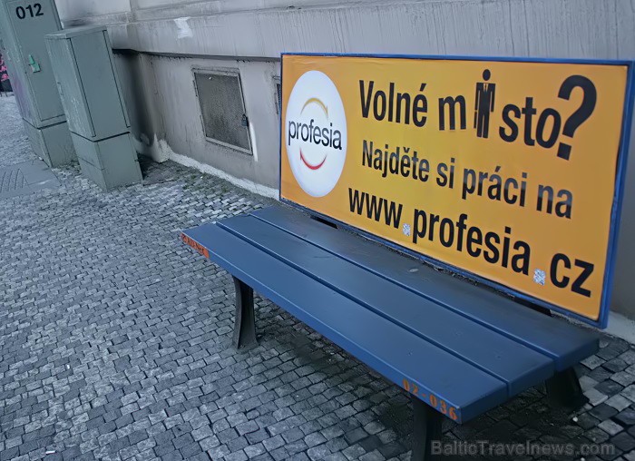 Prāga mēdz dēvēt par Maģisko pilsētu!Bagāta ar gleznainiem arhitektūras pieminekļiem, kultūras centru un vijošām bruģētām ielām - www.czechairlines.l Prāga mēdz dēvēt par Maģisko pilsētu!Bagāta ar gleznainiem arhitektūras pieminekļiem, kultūras centru un vijošām bruģētām ielām - www.czechairlines.l 73506