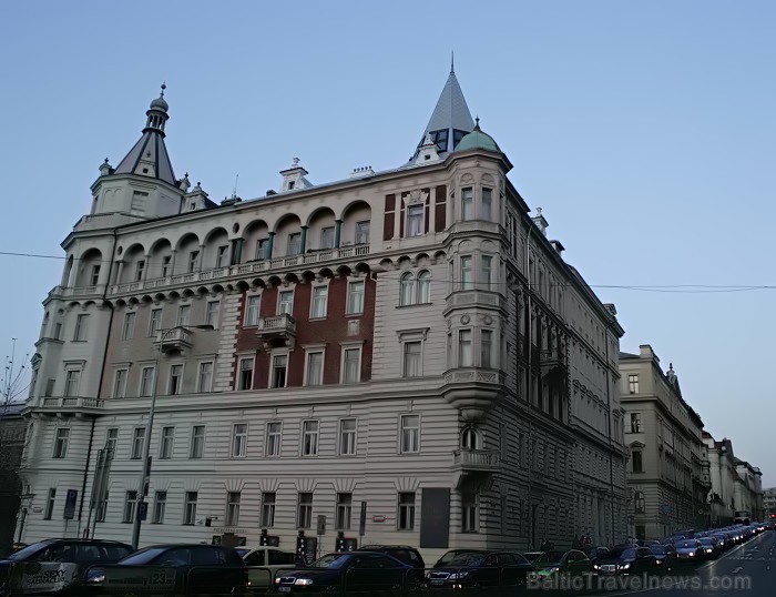 Prāga mēdz dēvēt par Maģisko pilsētu!Bagāta ar gleznainiem arhitektūras pieminekļiem, kultūras centru un vijošām bruģētām ielām - www.czechairlines.l Prāga mēdz dēvēt par Maģisko pilsētu!Bagāta ar gleznainiem arhitektūras pieminekļiem, kultūras centru un vijošām bruģētām ielām - www.czechairlines.l 73509