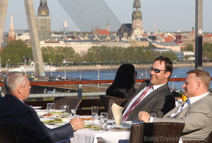 Rīgas skaistākās panorāmas jumta terase Pārdaugavā ir atklāta vasaras sezonai - www.islandehotel.lv Rīgas skaistākās panorāmas jumta terase Pārdaugavā ir atklāta vasaras sezonai - www.islandehotel.lv 75160