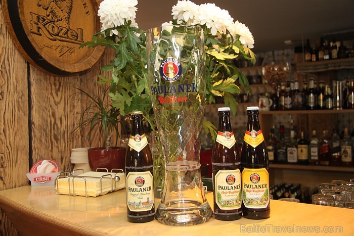 Alus restorāns Merlin Spīķeros - www.merlin.lv - alus restorāna lielākais kauss ar 3 litru tilpumu Alus restorāns Merlin Spīķeros - www.merlin.lv - alus restorāna lielākais kauss ar 3 litru tilpumu 76515