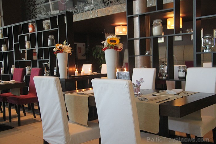 Rīgas restorāns «Cotton» piedāvā vasaras terasi un viltīgi garšīgus ēdienus - www.cottonrestaurant.lv 80045