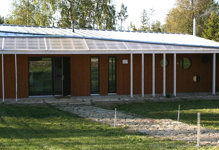 Enerģijas sētas teritorijā ir uzcelts neliels atpūtas komplekss ar svinību zāli, eco-SPA un luksus numuru. Atpūtas kompleksu iecienījuši korporatīvie Enerģijas sētas teritorijā ir uzcelts neliels atpūtas komplekss ar svinību zāli, eco-SPA un luksus numuru. Atpūtas kompleksu iecienījuši korporatīvie 80509
