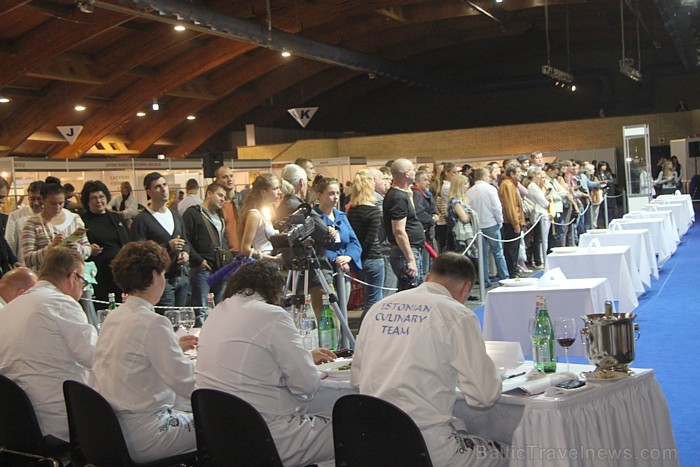 Pavāru konkurss «Latvijas 2012. gada pavārs» pārtikas izstādē «Riga Food 2012». Foto sponsors: www.pavaruklubs.lv Pavāru konkurss «Latvijas 2012. gada pavārs» pārtikas izstādē «Riga Food 2012». Foto sponsors: www.pavaruklubs.lv 81922