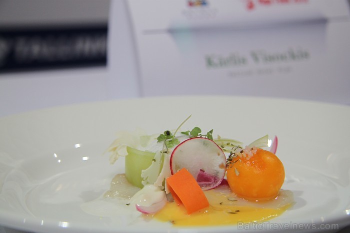 Pavāru konkurss «Latvijas 2012. gada pavārs» pārtikas izstādē «Riga Food 2012». Foto sponsors: www.pavaruklubs.lv Pavāru konkurss «Latvijas 2012. gada pavārs» pārtikas izstādē «Riga Food 2012». Foto sponsors: www.pavaruklubs.lv 81935