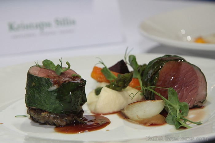 Pavāru konkurss «Latvijas 2012. gada pavārs» pārtikas izstādē «Riga Food 2012». Foto sponsors: www.pavaruklubs.lv Pavāru konkurss «Latvijas 2012. gada pavārs» pārtikas izstādē «Riga Food 2012». Foto sponsors: www.pavaruklubs.lv 81947