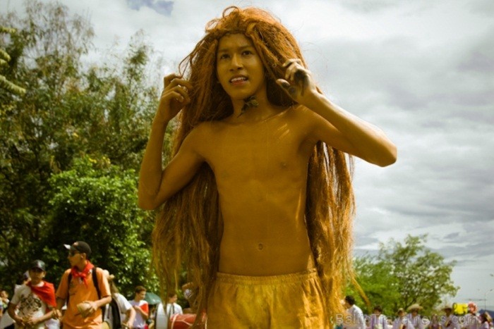 Bambuko kultūras festivāls ietver gan mūzikas, gan dejas, gan tērpu parādes elementus. Foto: www.colombia.travel Bambuko kultūras festivāls ietver gan mūzikas, gan dejas, gan tērpu parādes elementus. Foto: www.colombia.travel 82620