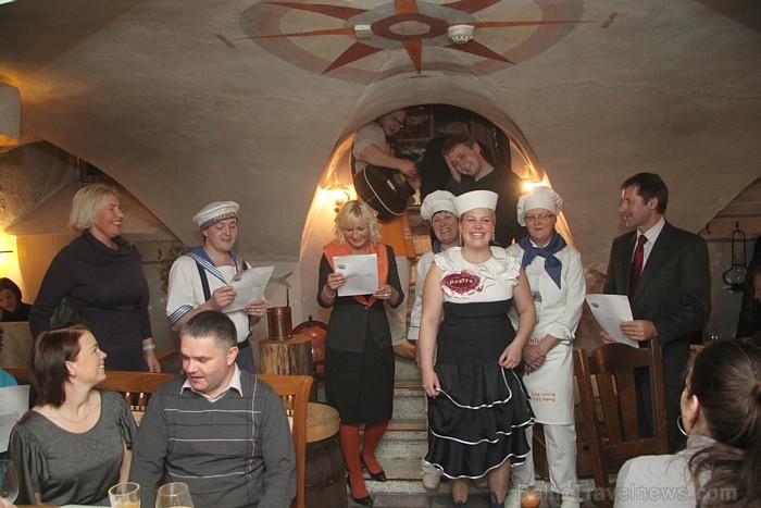 Latviešu tradicionālo ēdienu restorāns «Taverna» pie Pulvertorņa piedāvā izbaudīt īstus latgaliešu vakarus. Foto sponsors: www.latvianfood.lv Latviešu tradicionālo ēdienu restorāns «Taverna» pie Pulvertorņa piedāvā izbaudīt īstus latgaliešu vakarus. Foto sponsors: www.latvianfood.lv 83336