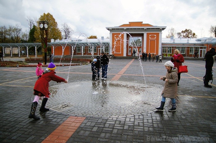 Sigulda joprojām ir nemainīga rudens klasika, par kuru interese nav mazinājusies. Foto: www.tourism.sigulda.lv Sigulda joprojām ir nemainīga rudens klasika, par kuru interese nav mazinājusies. Foto: www.tourism.sigulda.lv 83425
