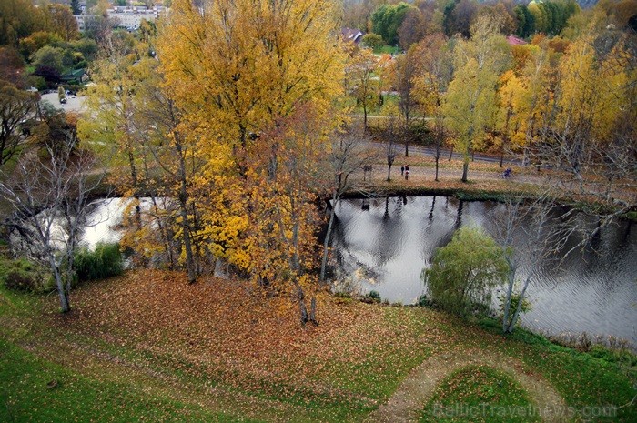 Sigulda joprojām ir nemainīga rudens klasika, par kuru interese nav mazinājusies. Foto: www.tourism.sigulda.lv Sigulda joprojām ir nemainīga rudens klasika, par kuru interese nav mazinājusies. Foto: www.tourism.sigulda.lv 83430