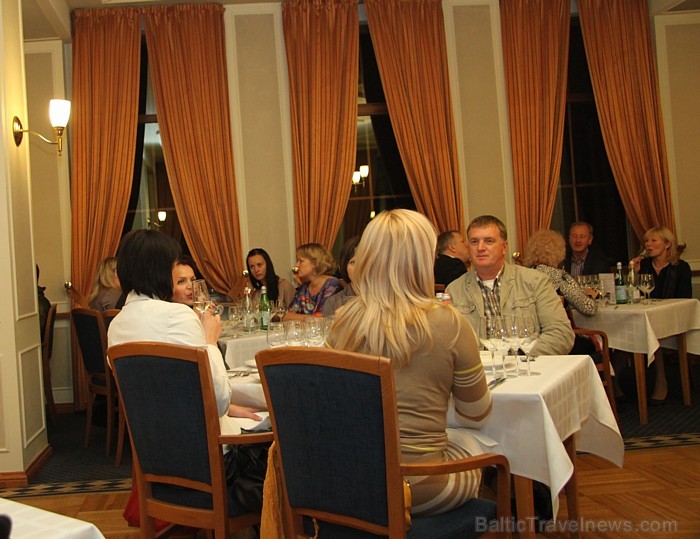 Pirmais ceļojums vīna pasaulē uz Itāliju Cēsu restorānā Alexis - 12. oktobrī, bet nākošais 16. novembris - www.hotelkolonna.com/hotel-cesis Pirmais ceļojums vīna pasaulē uz Itāliju Cēsu restorānā Alexis - 12. oktobrī, bet nākošais 16. novembris - www.hotelkolonna.com/hotel-cesis 83550