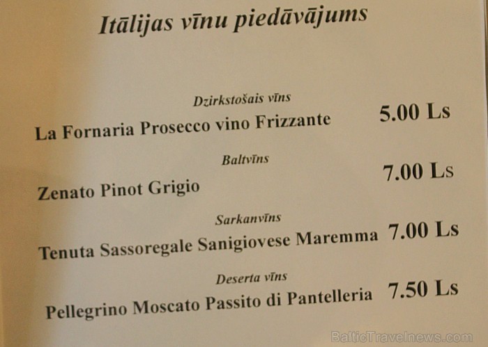 Vīna valara cena ir 18 LVL (pieteikšanās vismaz 3 dienas iepriekš)
Cenā iekļauts: 3 vai 4 ēdienu vakariņas, 4 dažādu alkoholisko dzērienu degustācija Vīna valara cena ir 18 LVL (pieteikšanās vismaz 3 dienas iepriekš)
Cenā iekļauts: 3 vai 4 ēdienu vakariņas, 4 dažādu alkoholisko dzērienu degustācija 83553