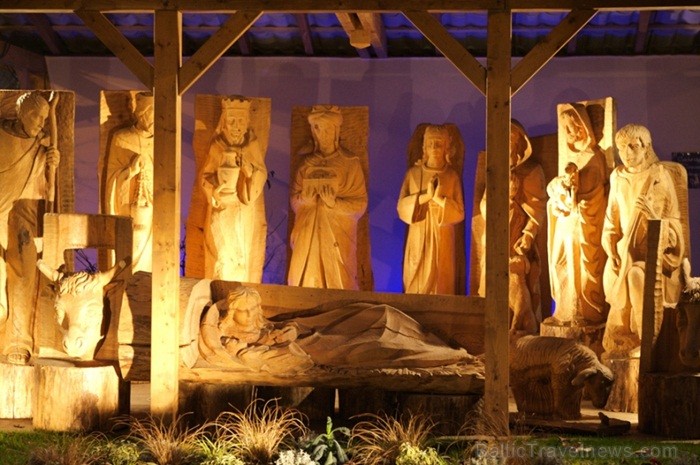 Kopš 1570. gada Strasbūrā darbojas Ziemassvētku svētku tirdziņi un pilsēta kļūst par šo svētku galveno centru. Foto: www.noel.strasbourg.eu 85512