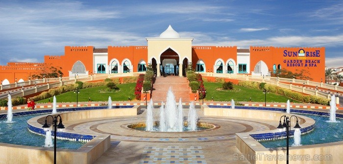 Hurgada ir Ēģiptes vispasakainākais kūrorts un tūrisma centrs, kas atrodas Sarkanās jūras krastos. Foto: www.sunrisehotels-egypt.com Hurgada ir Ēģiptes vispasakainākais kūrorts un tūrisma centrs, kas atrodas Sarkanās jūras krastos. Foto: www.sunrisehotels-egypt.com 85733