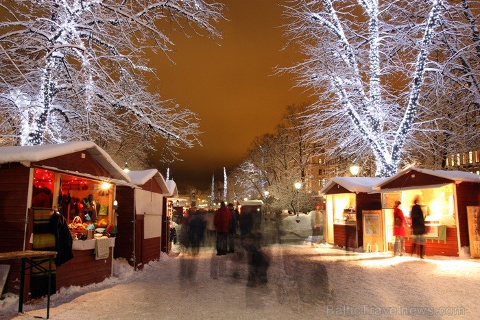 Bērnus Somijā apciemo Ziemassvētku vecītis Joulupukke, kas tulkojumā nozīmē Ziemassvētku āzis. Foto: www.visitfinland.com 85886