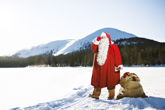 Bērnus Somijā apciemo Ziemassvētku vecītis Joulupukke, kas tulkojumā nozīmē Ziemassvētku āzis. Foto: www.visitfinland.com 85892