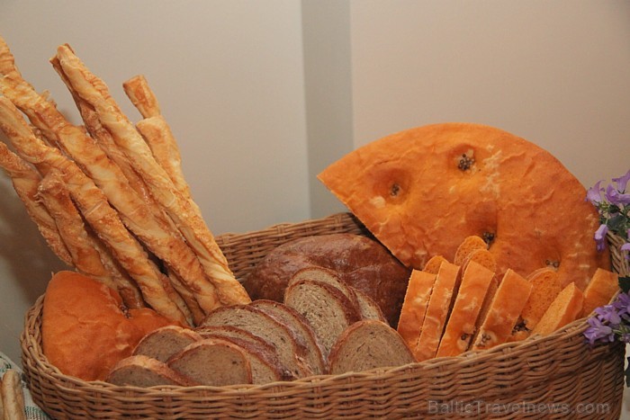 Restorānu tīkls «HEs Group» ar oficiālu pasākumu atver 6.03.2013 Rīgā jaunu restorānu-bistro «Priedaine» (Strēlnieku ielā 1A) - www.bistropriedaine.lv Restorānu tīkls «HEs Group» ar oficiālu pasākumu atver 6.03.2013 Rīgā jaunu restorānu-bistro «Priedaine» (Strēlnieku ielā 1A) - www.bistropriedaine.lv 89494