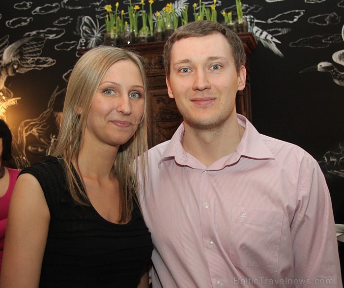 Restorānu tīkls «HEs Group» ar oficiālu pasākumu atver 6.03.2013 Rīgā jaunu restorānu-bistro «Priedaine» (Strēlnieku ielā 1A) - www.bistropriedaine.lv Restorānu tīkls «HEs Group» ar oficiālu pasākumu atver 6.03.2013 Rīgā jaunu restorānu-bistro «Priedaine» (Strēlnieku ielā 1A) - www.bistropriedaine.lv 89510