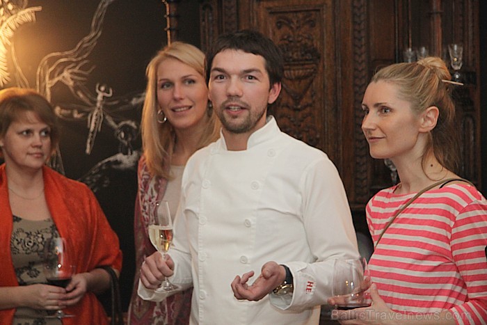 Restorānu tīkls «HEs Group» ar oficiālu pasākumu atver 6.03.2013 Rīgā jaunu restorānu-bistro «Priedaine» (Strēlnieku ielā 1A) - www.bistropriedaine.lv Restorānu tīkls «HEs Group» ar oficiālu pasākumu atver 6.03.2013 Rīgā jaunu restorānu-bistro «Priedaine» (Strēlnieku ielā 1A) - www.bistropriedaine.lv 89519