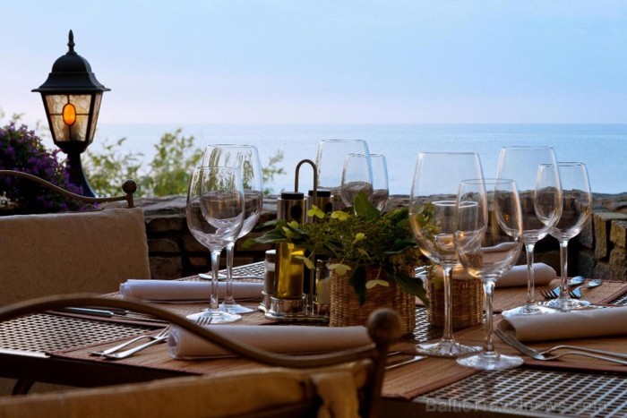 Baltic Beach Hotel restorāns il Sole aicina uz saulaino brunch jeb vēlajām brokastīm jūras krastā katru sestdienu un svētdienu no pulksten no 10:00 lī Baltic Beach Hotel restorāns il Sole aicina uz saulaino brunch jeb vēlajām brokastīm jūras krastā katru sestdienu un svētdienu no pulksten no 10:00 lī 91753