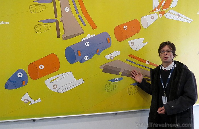 Francijas pilsēta Tulūza lepojas ne tikai ar kultūrvēsturisko mantojumu, bet arī ar Airbus lidmašīnām, kuras būvē tieši šajā pilsētā. Airbus rūpnīcu u Francijas pilsēta Tulūza lepojas ne tikai ar kultūrvēsturisko mantojumu, bet arī ar Airbus lidmašīnām, kuras būvē tieši šajā pilsētā. Airbus rūpnīcu u 93737