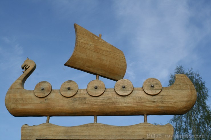 Suvenīri, Pļaviņu TIC, Vikingu laiva Suvenīri, Pļaviņu TIC, Vikingu laiva